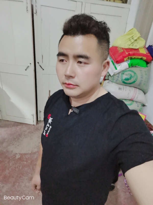 阿杰的第一张照片--阜宁认干亲服务网